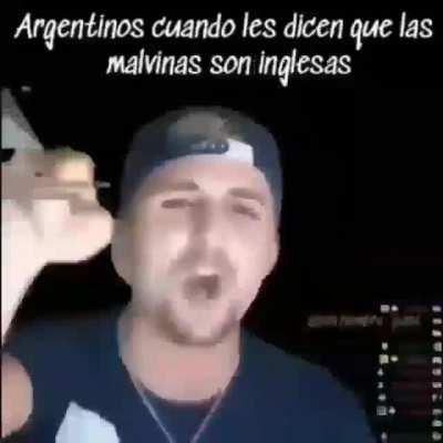 Voy a comer, no se muy bien a quien van dirijidas las mamadas que comparto, pero disfruten de los memes amigos.