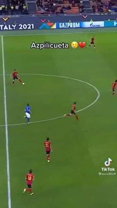 When Azpilicueta remembers he's not playing in a 3 back system