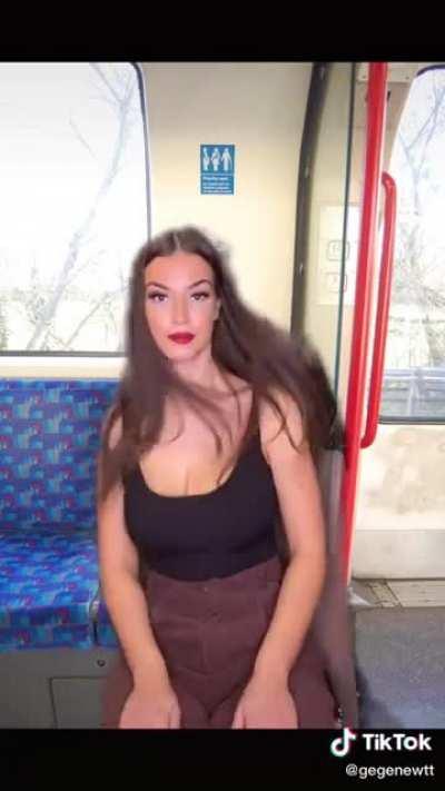 Zigzag train 🚂 causes tits to jiggle