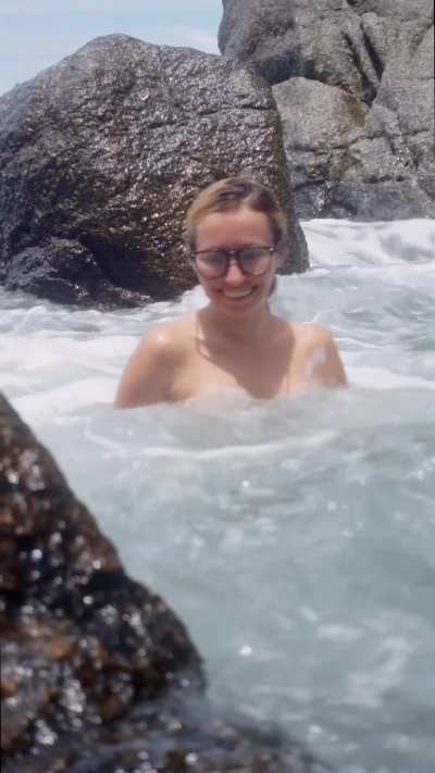 unexpectedly hung out in sea