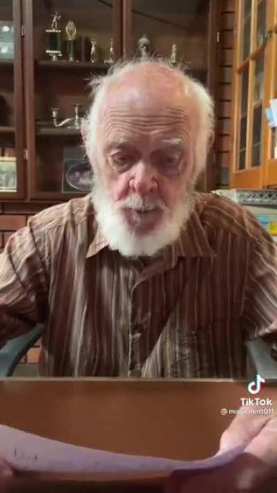 Mídia até na gringa fdp, ainda bem que lá pessoal mato macaco com avião e bala