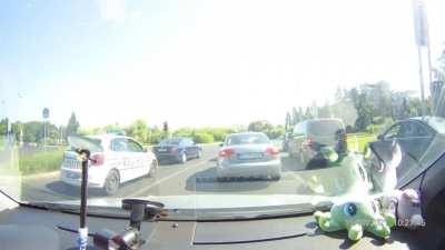 [Romania] US Helicopter landing on the street