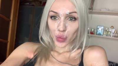 I think I look pretty with cum on my face :3