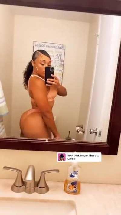 She got that WAP huh