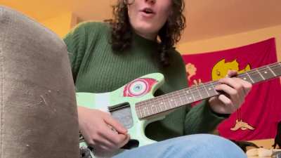 Hey yall, i’m the girl with the freaky guitar, here’s a lazy sound demo through my practice amp