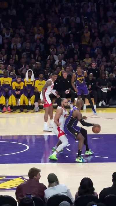 Dillon Brooks grinding on Lebron