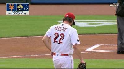 [Highlight] NYM@CIN: Pete Alonso blasts a solo shot to give the Mets an early lead