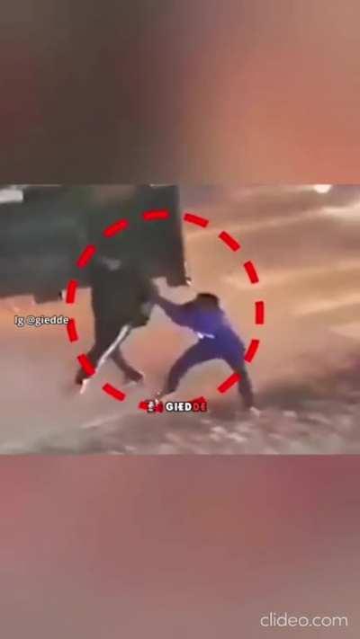 The guys running towards the truck after the accident to help the driver are being bros too