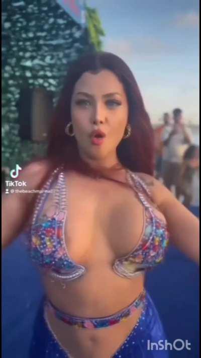 Linda martino nipple ( better quality) ❤❤❤❤❤❤