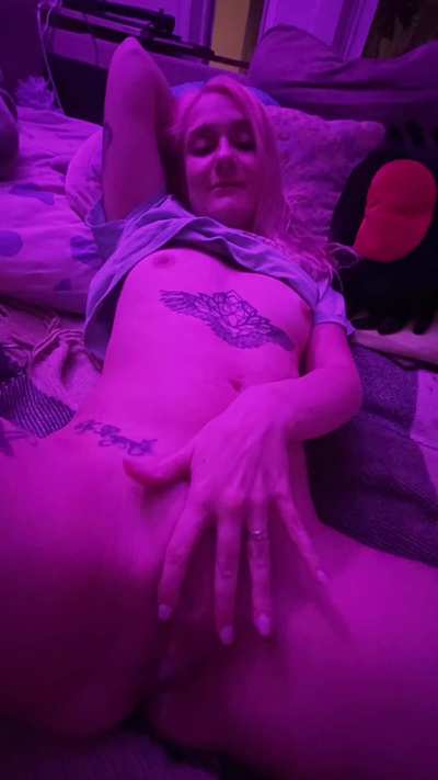 Purple light district 😈💜