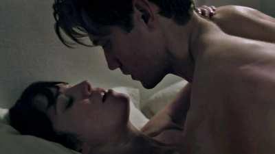 Mary Elizabeth Winstead in BrainDead [S1E6]