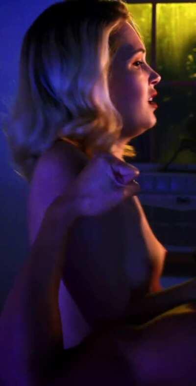 Kelli Berglund Riding