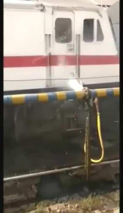 भारतीय रेल आपका स्वागत करता है।