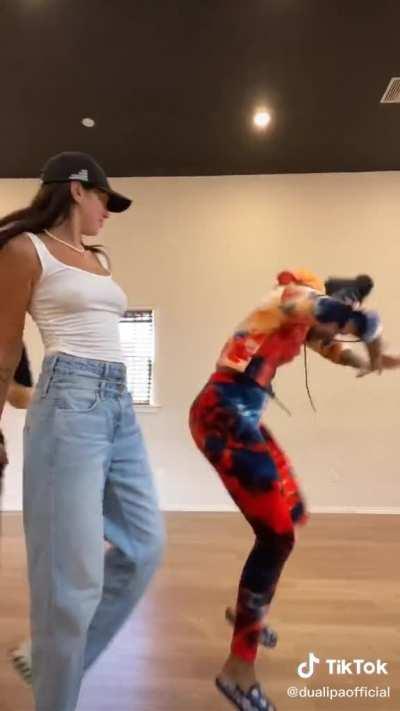 Dua Lipa TikTok Pokies