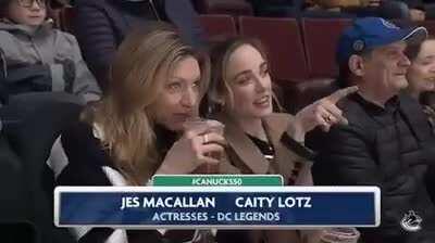 Caity lotz and jes macallan at an ice hockey game 🏒❤️❤️👏
