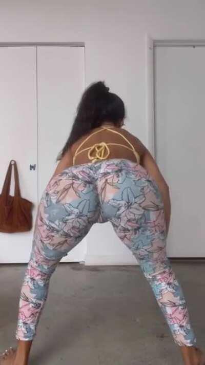 You like my twerking baby?💦