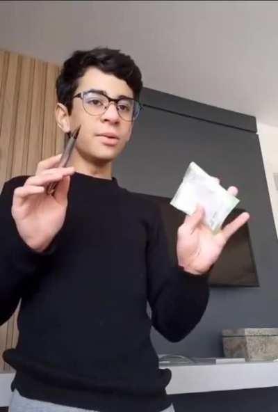 Sem ideia de título ;-;