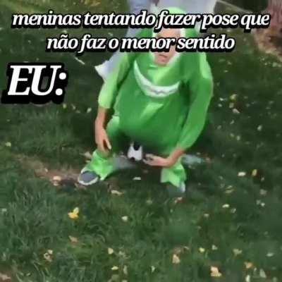 É