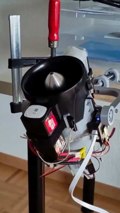 Single ducted fan thrust vectoring drones