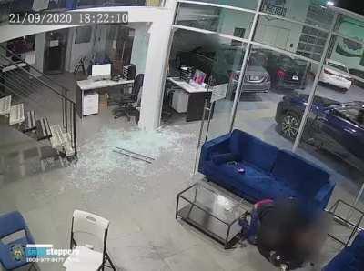 A Fathers Primal Instincts To Protect His Children Kick In As Gun Men Shoot Up A Car Dealership