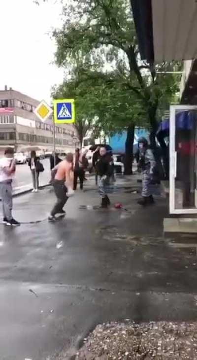 Когда пошел в рейд на босса, надев броню с +100 к защите и -100 ко всем остальным характеристикам персонажа.