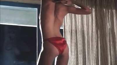 Rosanna Arquette - 'The Wrong Man' [but the right rack]