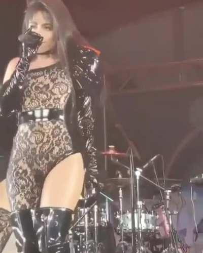 That hip wiggle driving me crazy