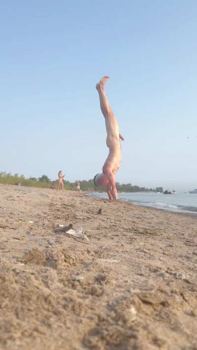 Love the feeling of sun and fresh breeze against my skin 