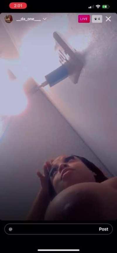 She knew what she was doing 😂