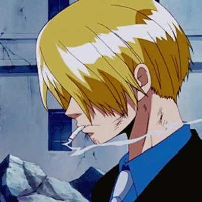 Sanji must smell ass smoking fags all day and spraying cologne 🤢