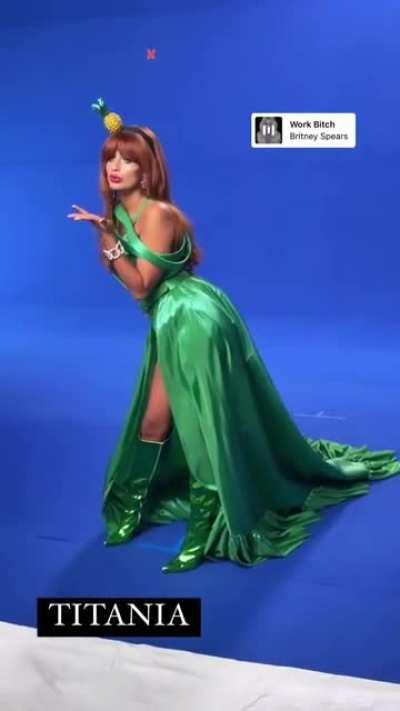 Jameela Jamil shared a photo shoot as Titania