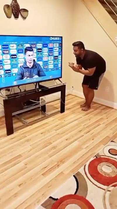 Come on Ronaldo 😂😂🤣