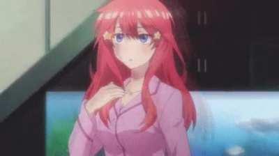 MRW I'm washing my hair when in the shower and I notice a bunch of long hairs mixed in with the suds on my hands