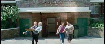 Shaun of The Dead (2004)