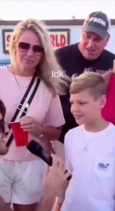 This kid is dangerous 💀