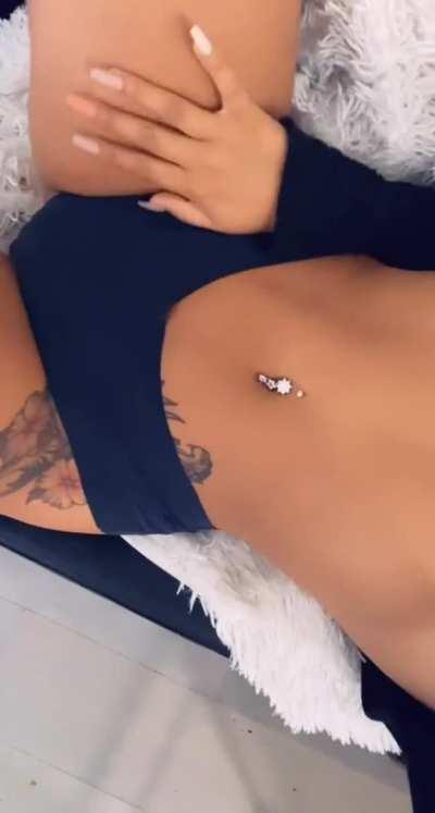 Korean 💋 curvy & naughty with perky tanned boobs 🥰😘 do you like?