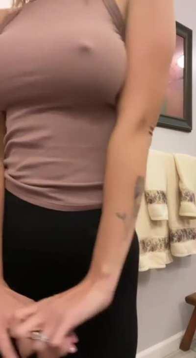 Moms outfit of the day! Hope you like, I know the dads do!