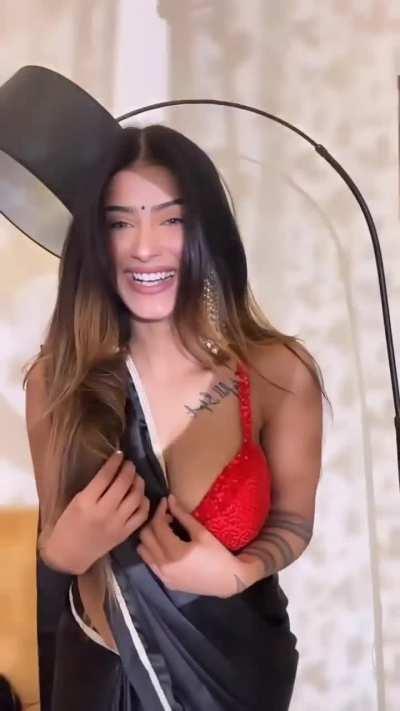 Shambhavi tits are marvelous. You can't stop jerking off after you watch her reels💦💦