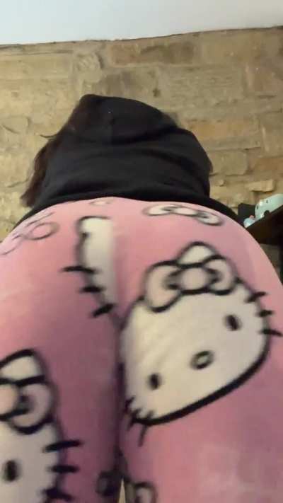 let my fart keep you company