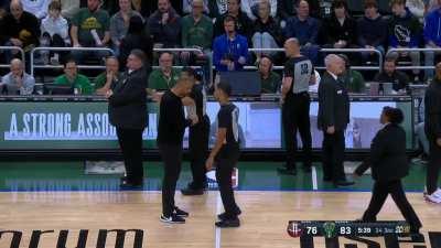 [Highlight] Dillon Brooks is called for an offensive foul for hitting Pat Connaughton