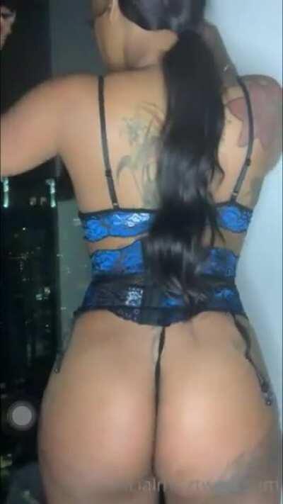 MizzTwerksum - Video #1703