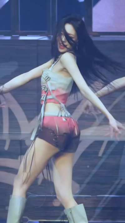 ITZY - Yuna