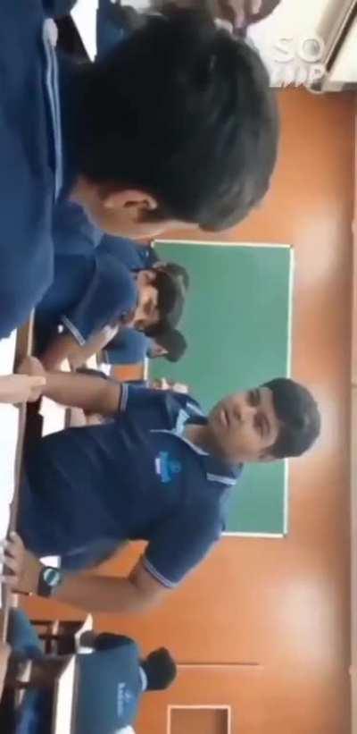 AAkash bhopal kids fight!!!!!!!