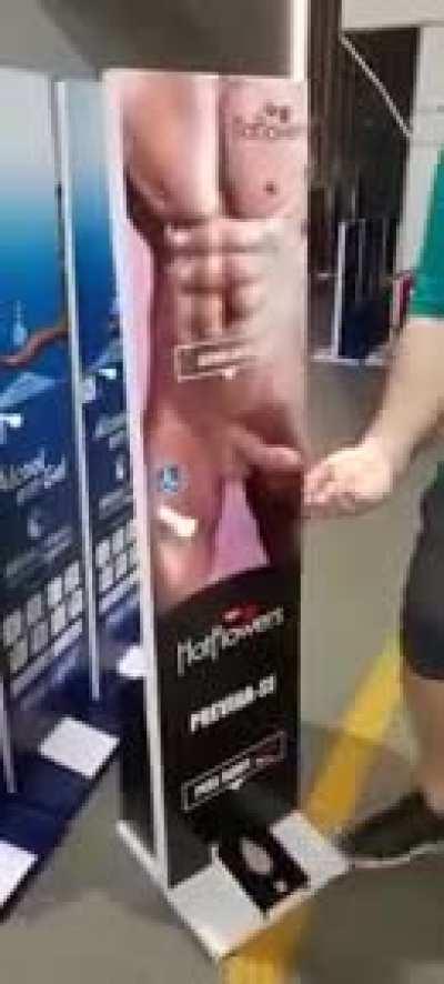 Chutiyapa ka height kar rakha hai.