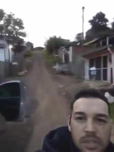 Não tem como levar a sério