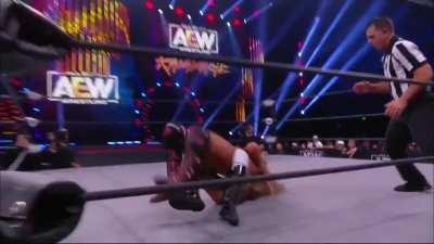 Anna Jay fails to put Britt Baker away with the Queenslayer