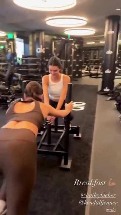 workout with Hailey Bieber