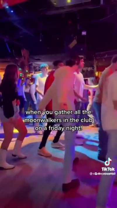 nah cause this looks kinda fun lmfao