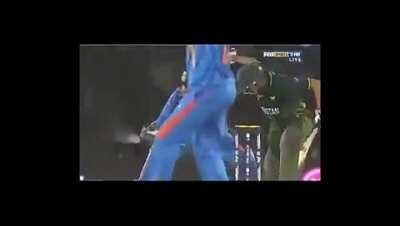 MS Dhoni Cpt COOL masterclass part 2 (tribute to Akmal family)
