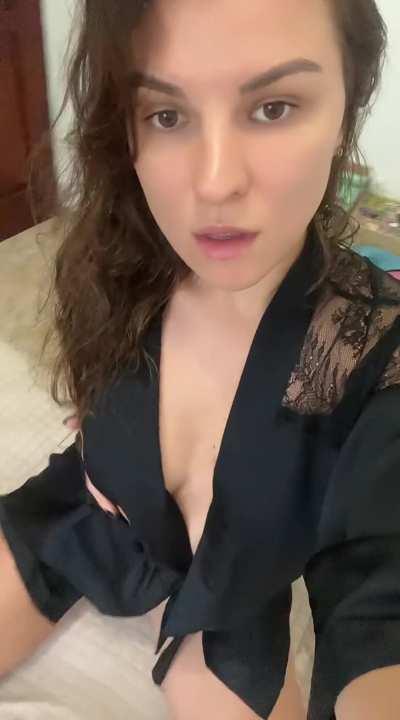 My fantasy is for a married reddit fan to use me as his fucktoy